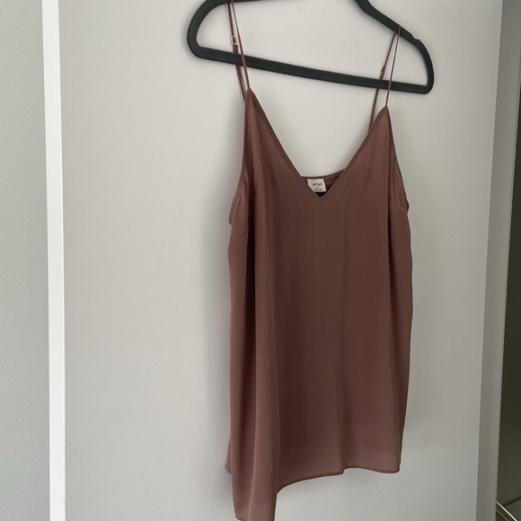 Aritzia Wilfred cami - Picture 3 of 5